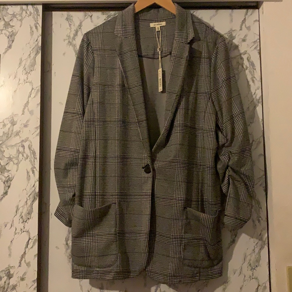 Max Studio Blazer